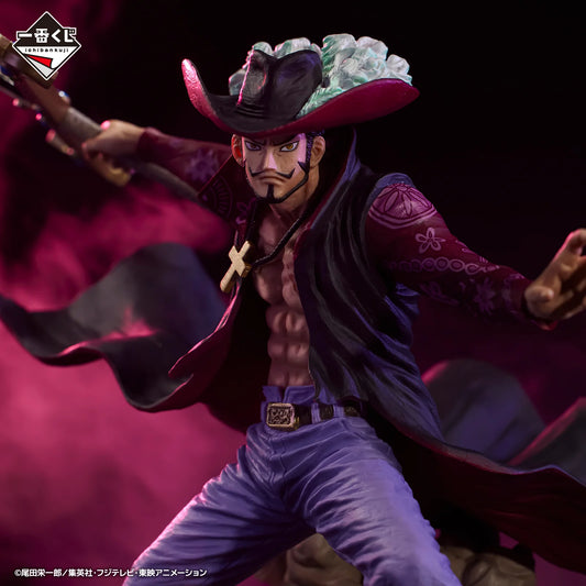 One Piece - Dracule Mihawk - Figure C by Ichiban Kuji